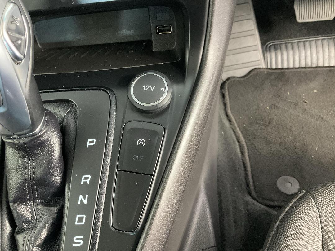 Photo '28' of Ford Focus