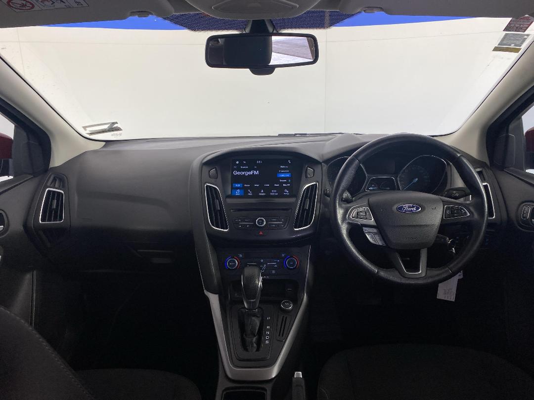 Photo '17' of Ford Focus