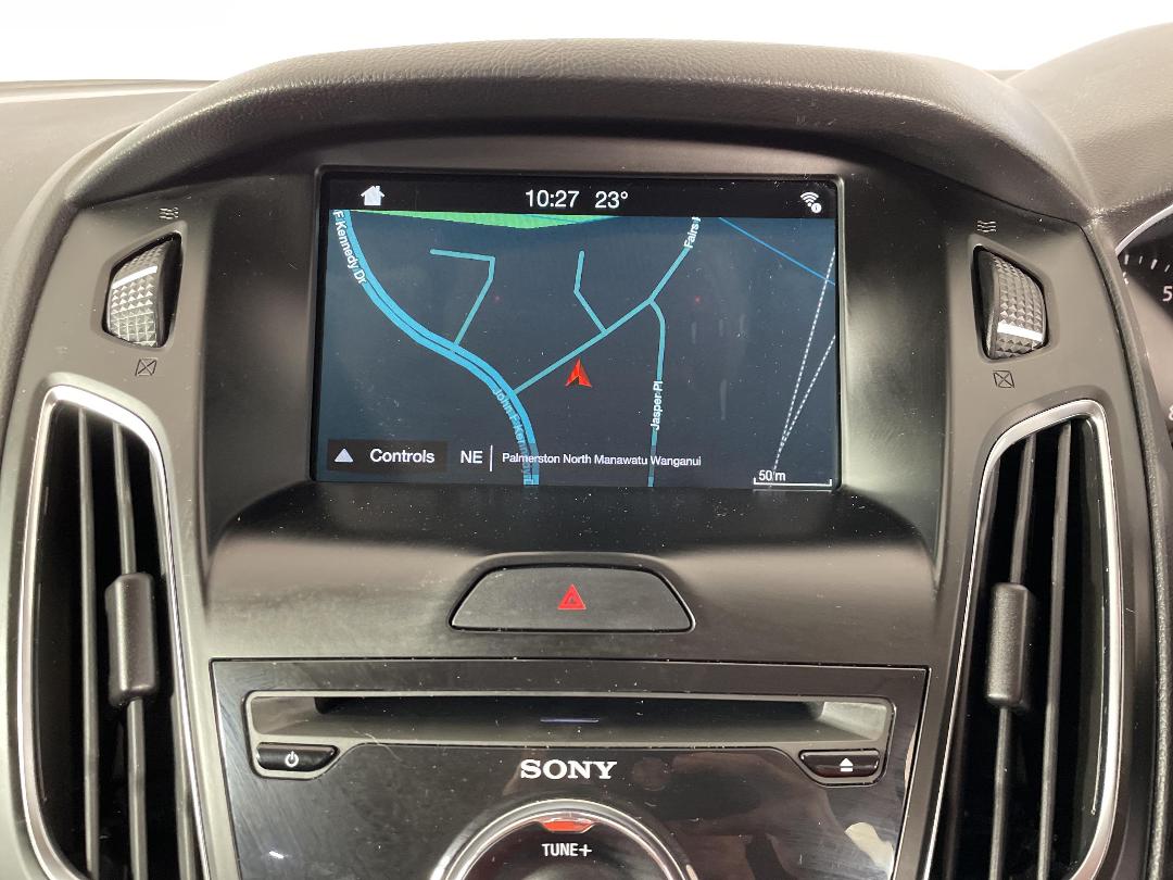 Photo '30' of Ford Focus