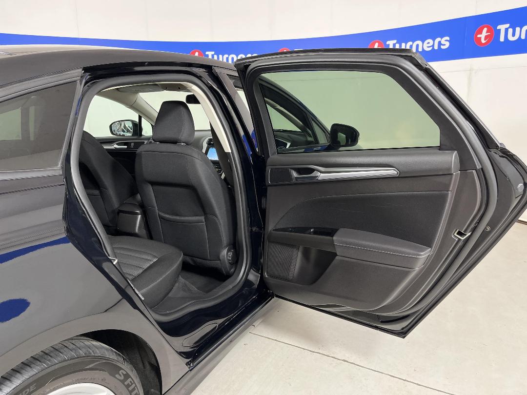 Photo '19' of Ford Mondeo Photo '19' of Ford Mondeo