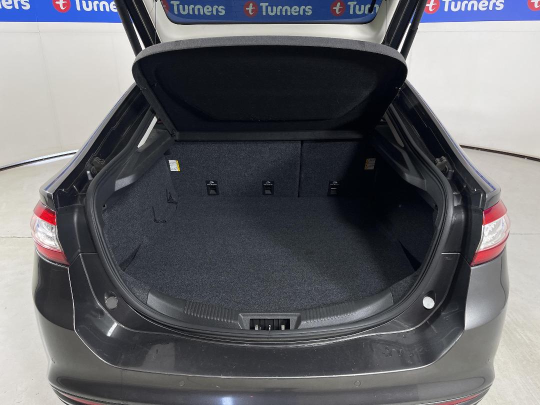 Photo '14' of Ford Mondeo