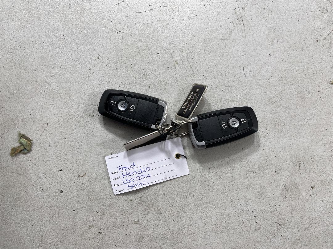 Photo '22' of Ford Mondeo