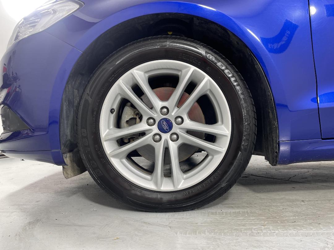 Photo '10' of Ford Mondeo