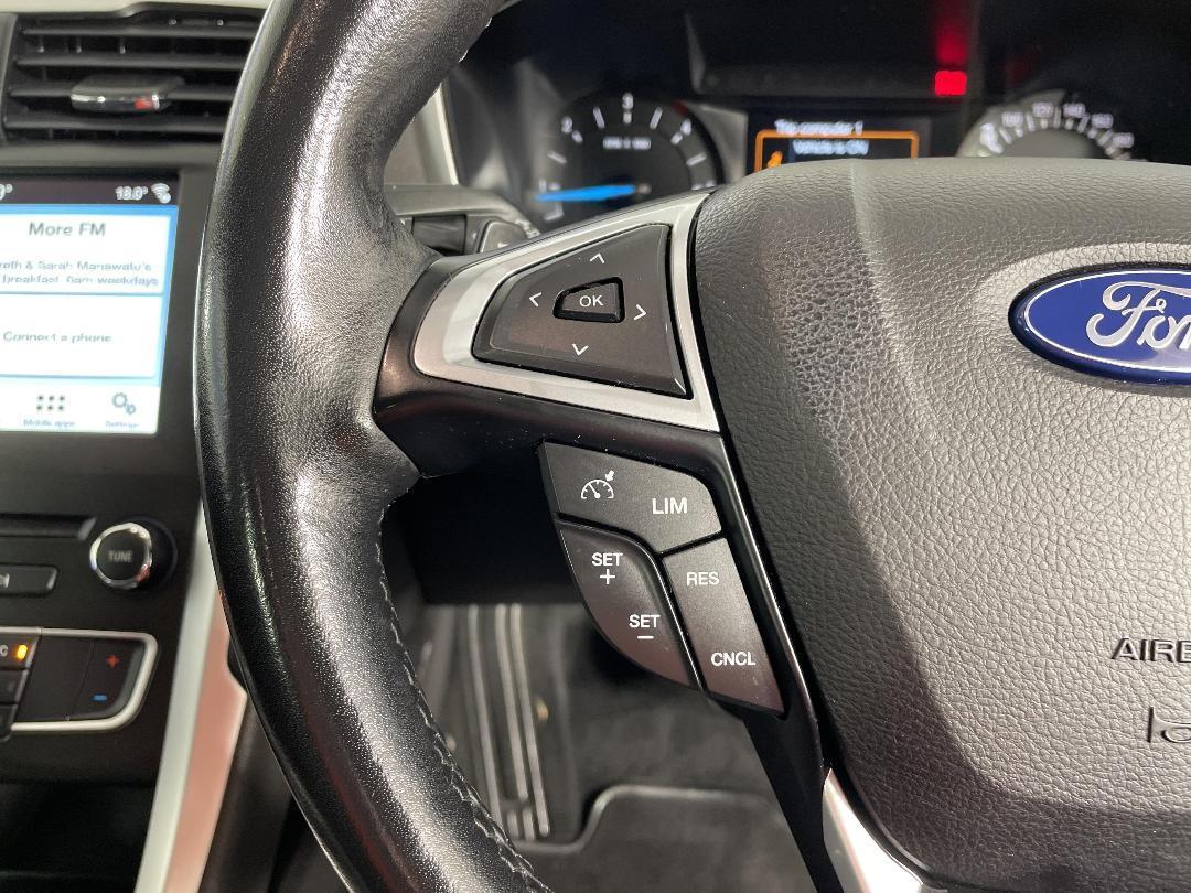 Photo '28' of Ford Mondeo