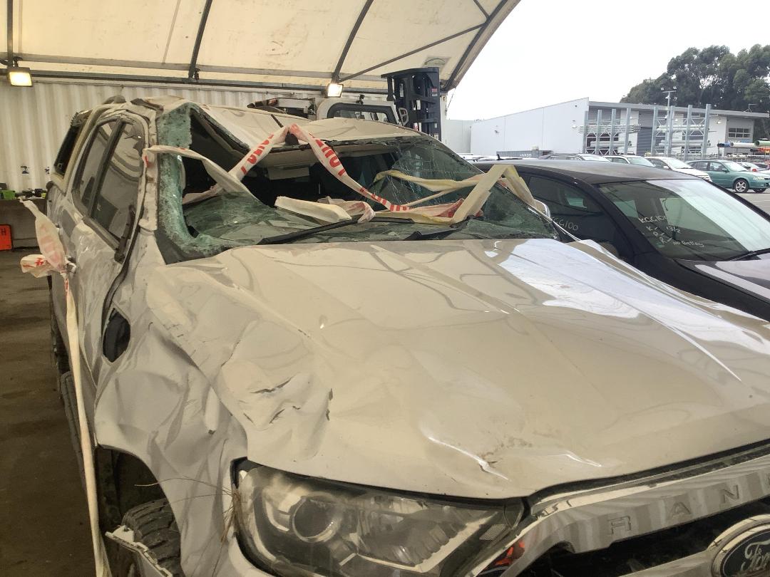 Photo '3' of Ford Ranger XLT Double CAB W/SA Photo '3' of Ford Ranger XLT Double CAB W/SA