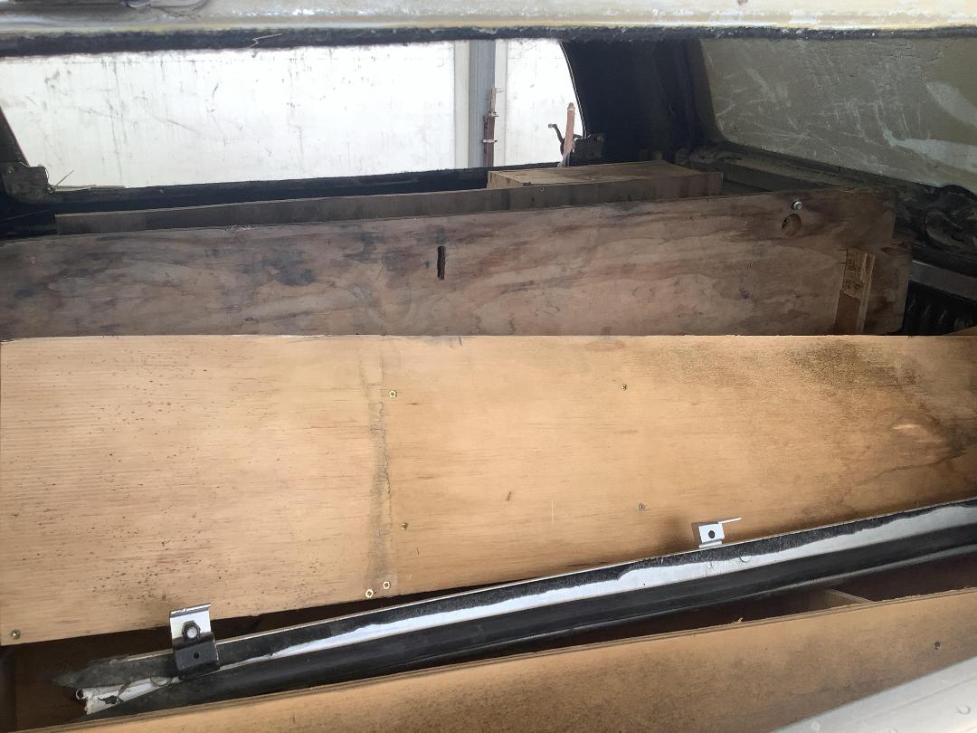 Photo '13' of Ford Ranger XLT Double CAB W/SA Photo '13' of Ford Ranger XLT Double CAB W/SA