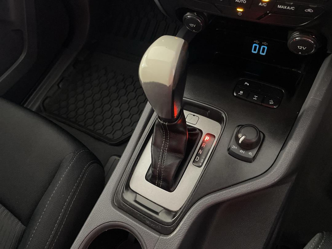 Photo '32' of Ford Ranger Photo '32' of Ford Ranger