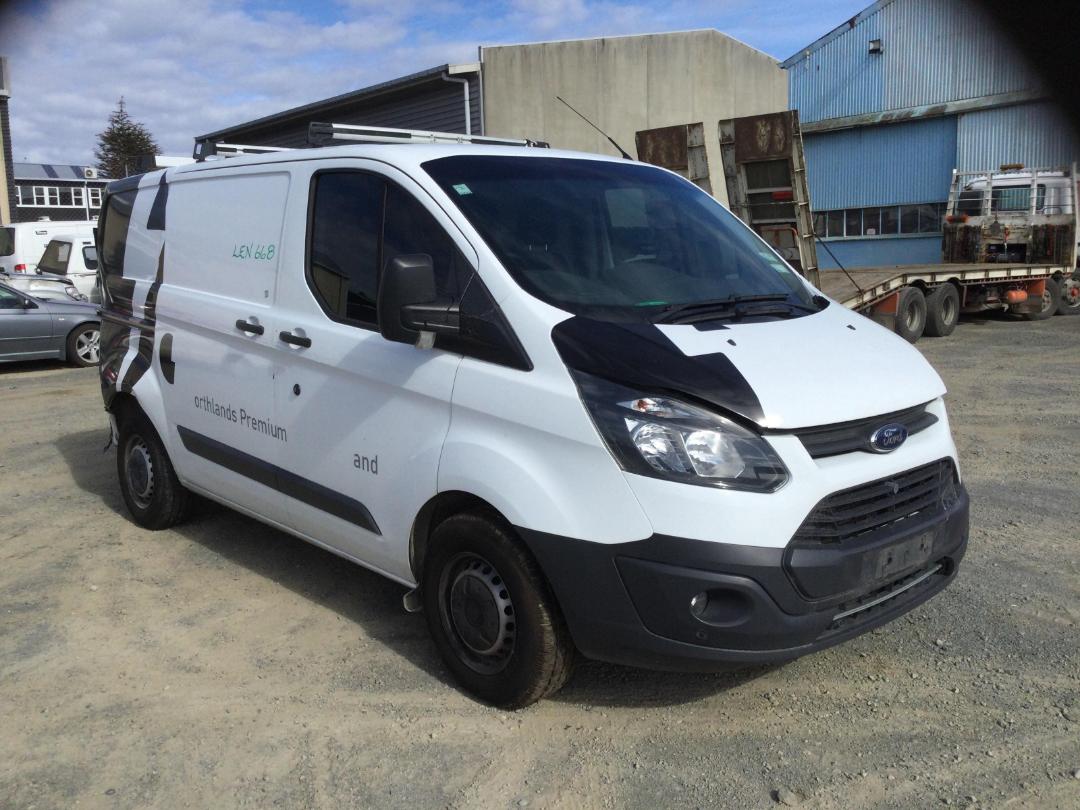 Ford transit custom sales damaged