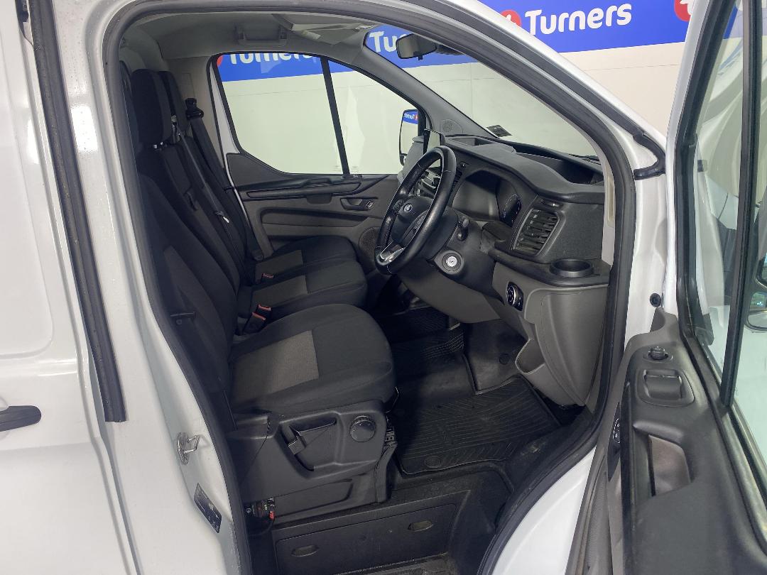 Photo '16' of Ford Transit