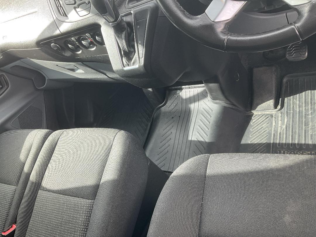 Photo '18' of Ford Transit