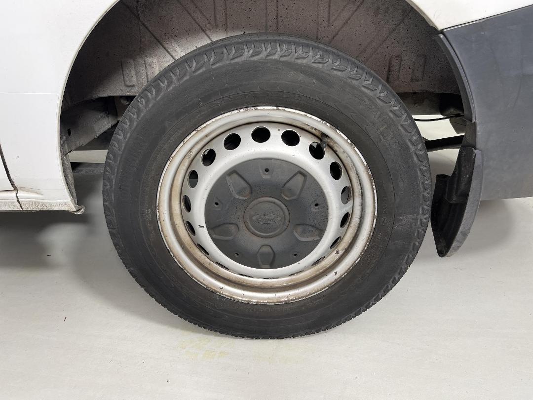 Photo '11' of Ford Transit