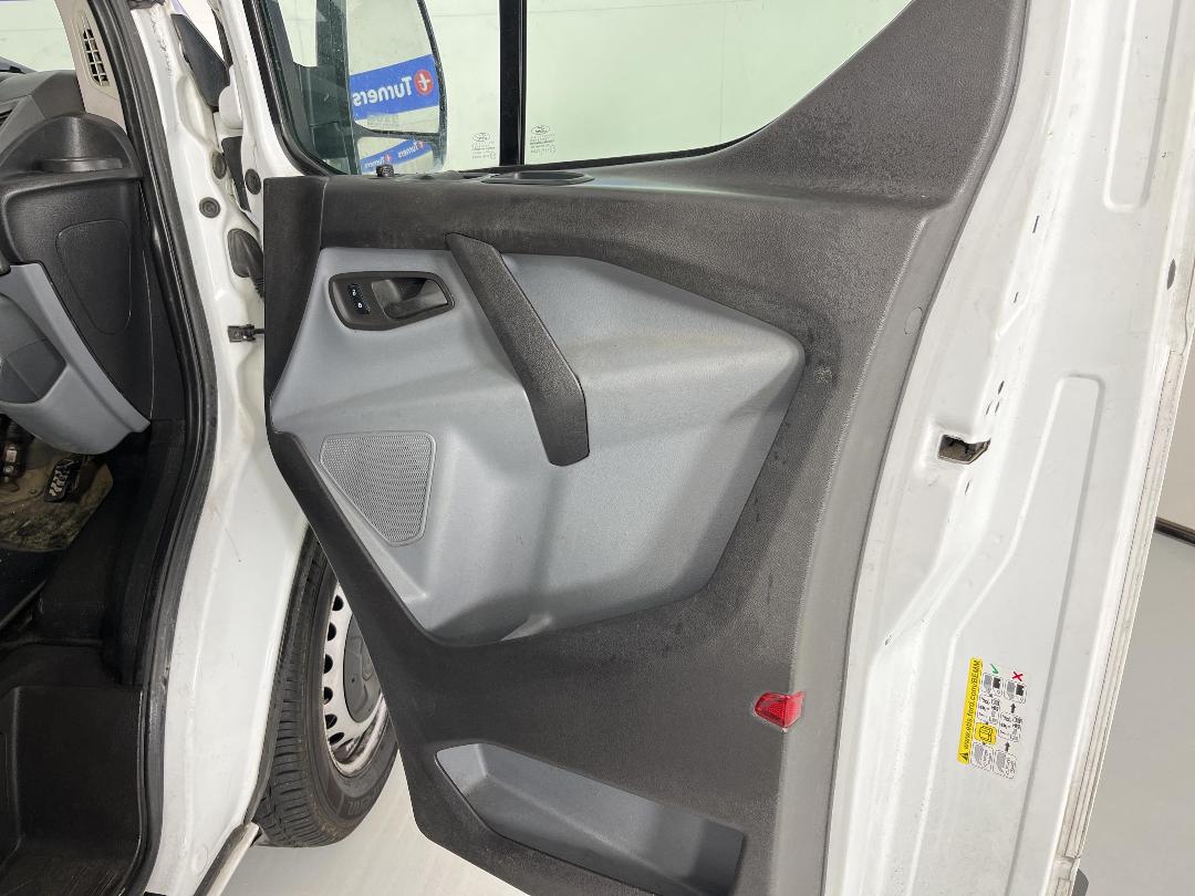 Photo '15' of Ford Transit