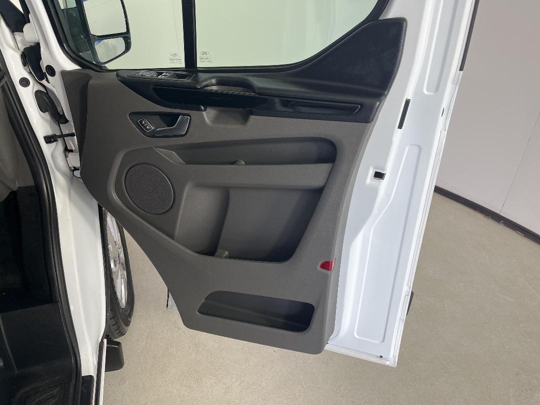 Photo '15' of Ford Transit