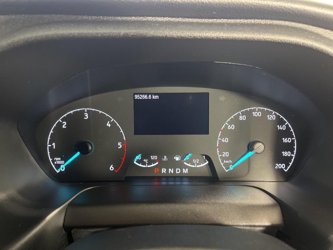 Photo '21' of Ford Transit