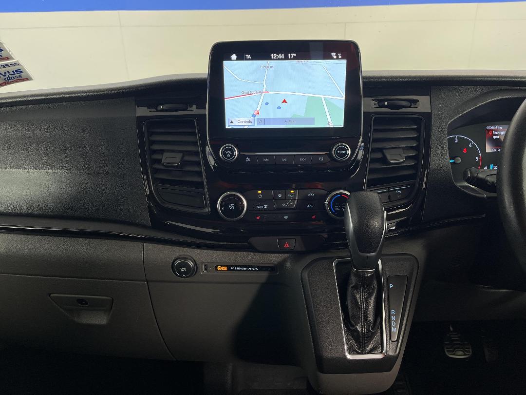 Photo '18' of Ford Transit