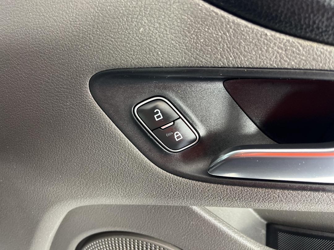 Photo '26' of Ford Transit