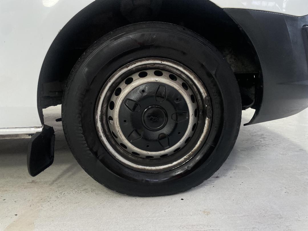 Photo '7' of Ford Transit Custom SWB LOW Roof