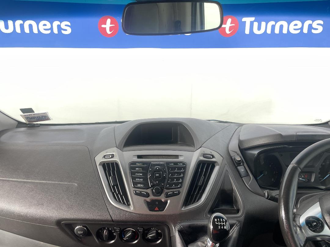 Photo '15' of Ford Transit Custom SWB LOW Roof