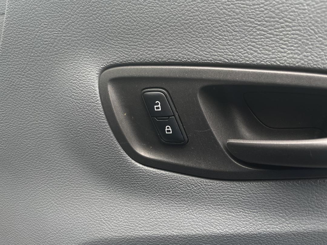 Photo '24' of Ford Transit Photo '24' of Ford Transit