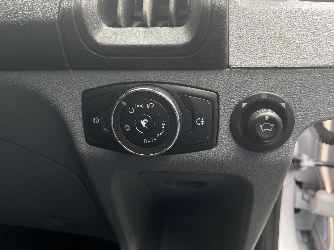 Photo '25' of Ford Transit Photo '25' of Ford Transit