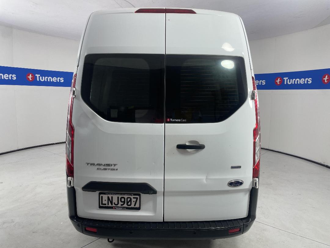 Photo '6' of Ford Transit