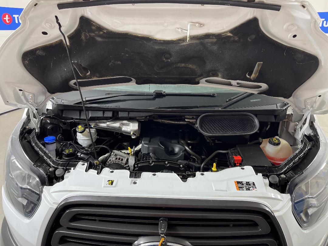 Photo '13' of Ford Transit