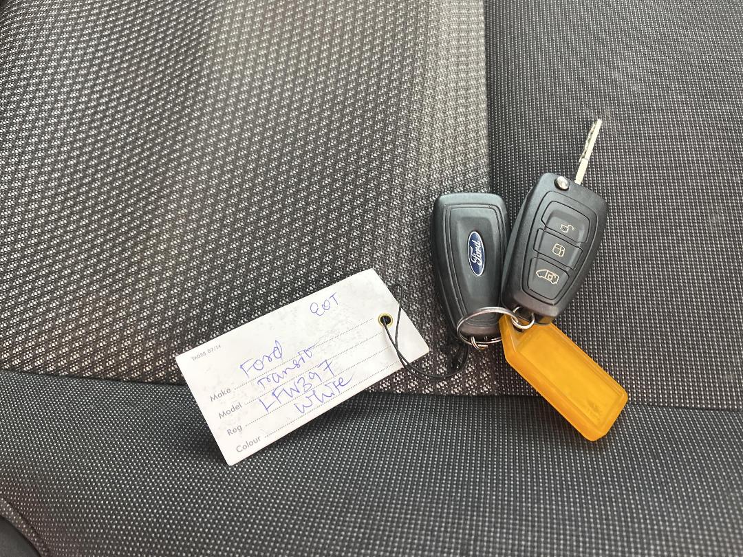 Photo '21' of Ford Transit