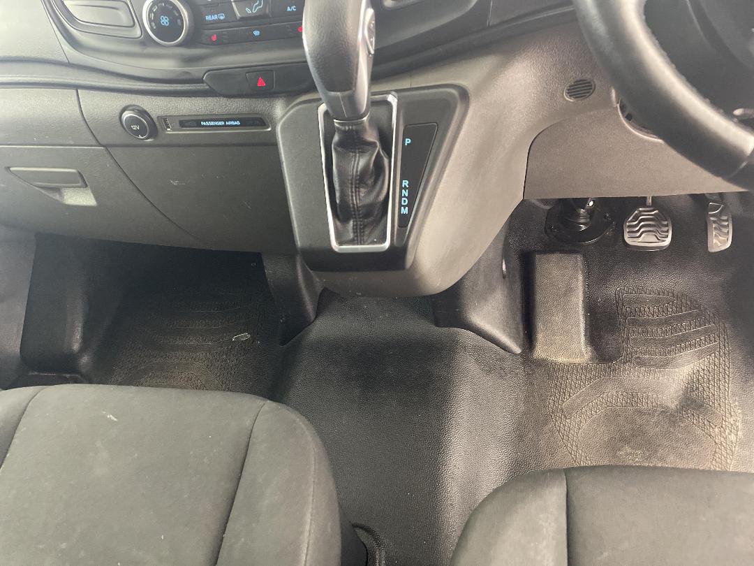 Photo '18' of Ford Transit