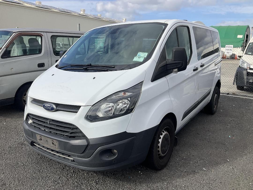 Photo '3' of Ford Transit Custom SWB Glazed Photo '3' of Ford Transit Custom SWB Glazed