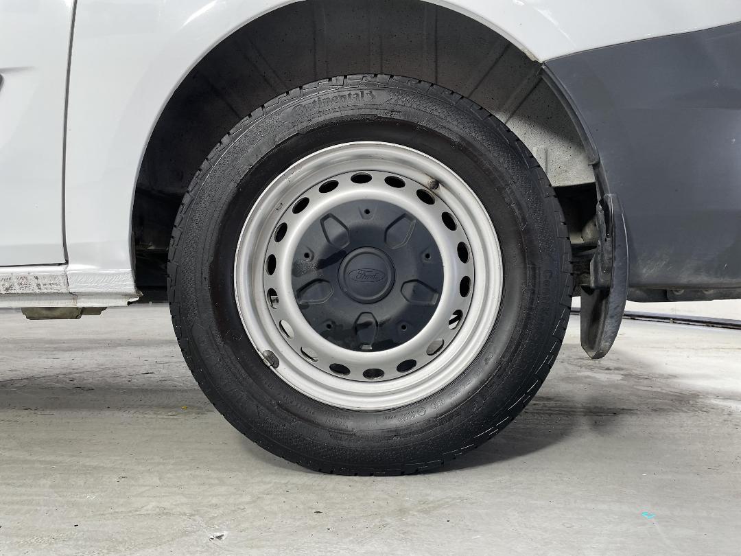 Photo '11' of Ford Transit