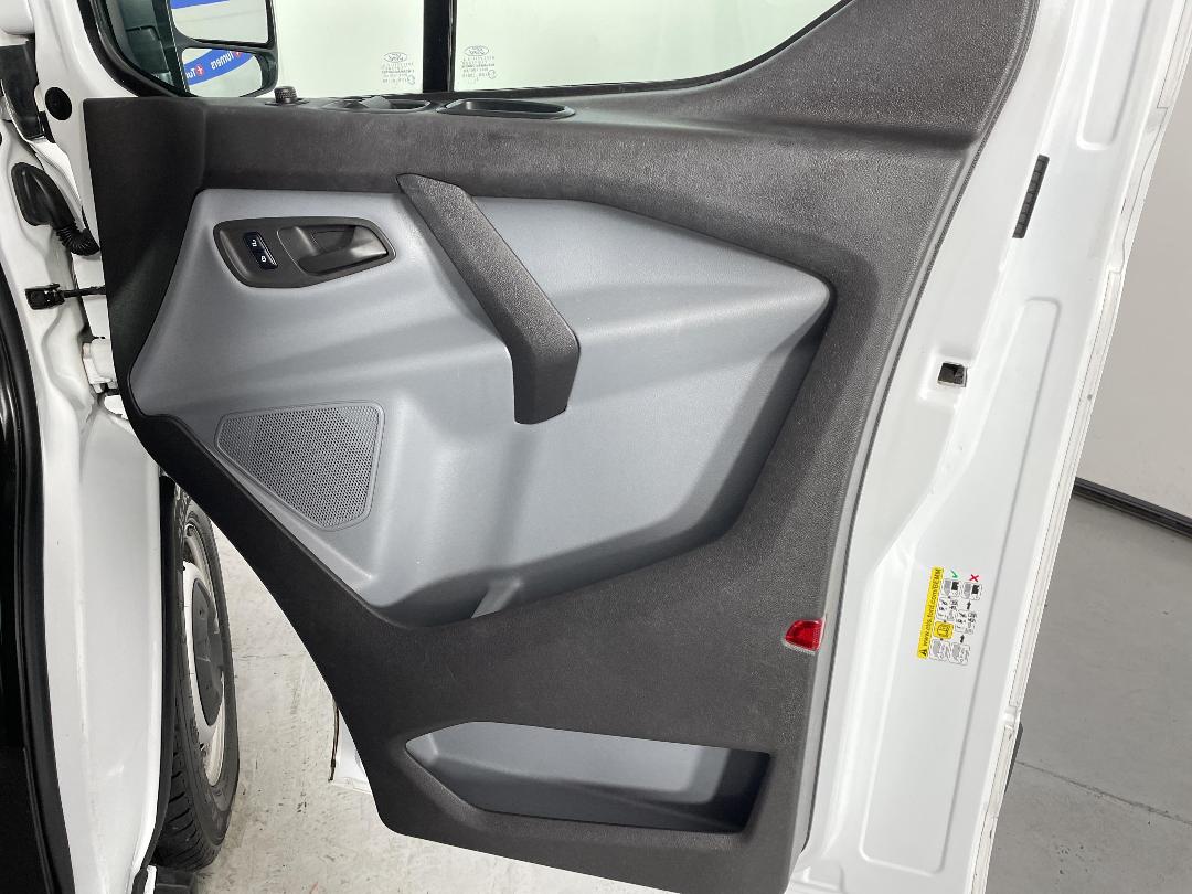 Photo '15' of Ford Transit