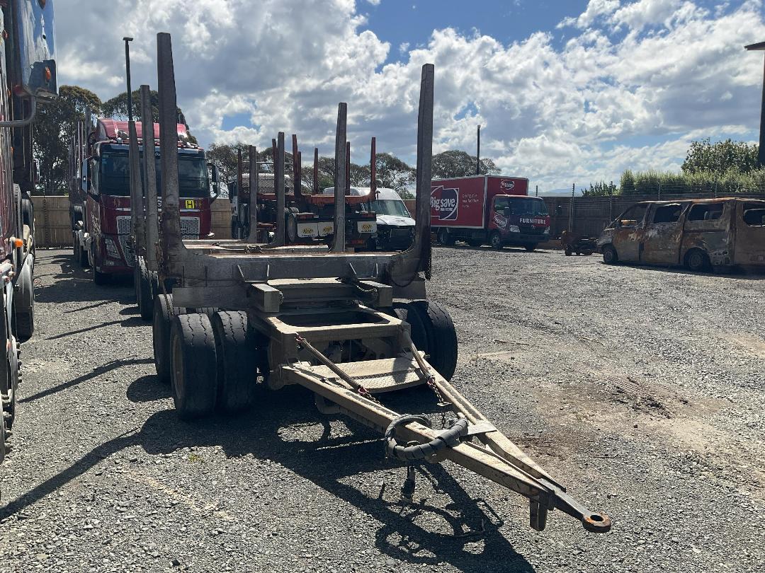 Photo '20' of Freightliner FRL ARGOSY 8X4 Logger