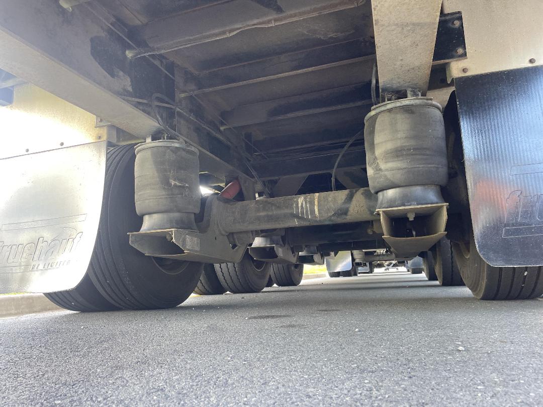 Photo '21' of Fruehauf RBC S2S3-12.35 Curtainsider Full