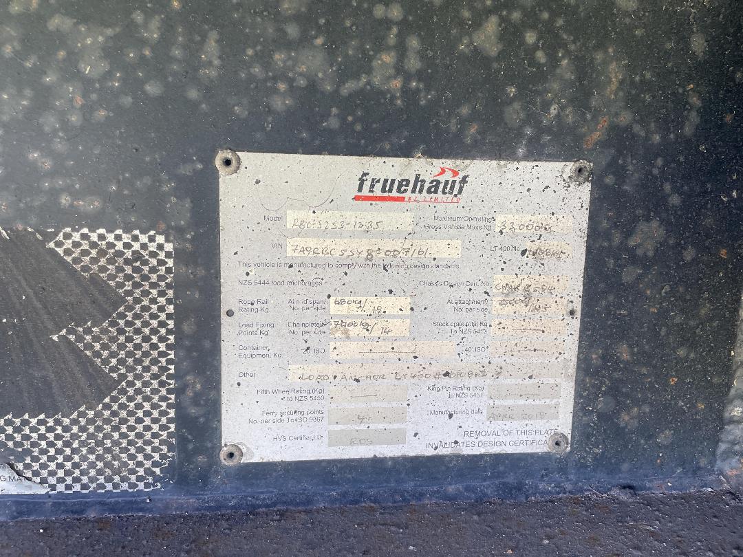 Photo '28' of Fruehauf RBC S2S3 Curtainsider Full Photo '28' of Fruehauf RBC S2S3 Curtainsider Full