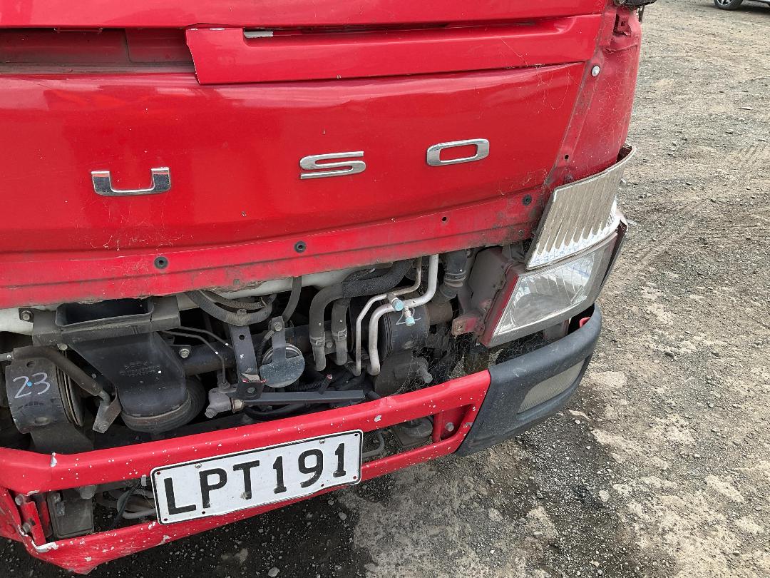 Photo '13' of Fuso Canter 616 CITY  AWD Flat Deck