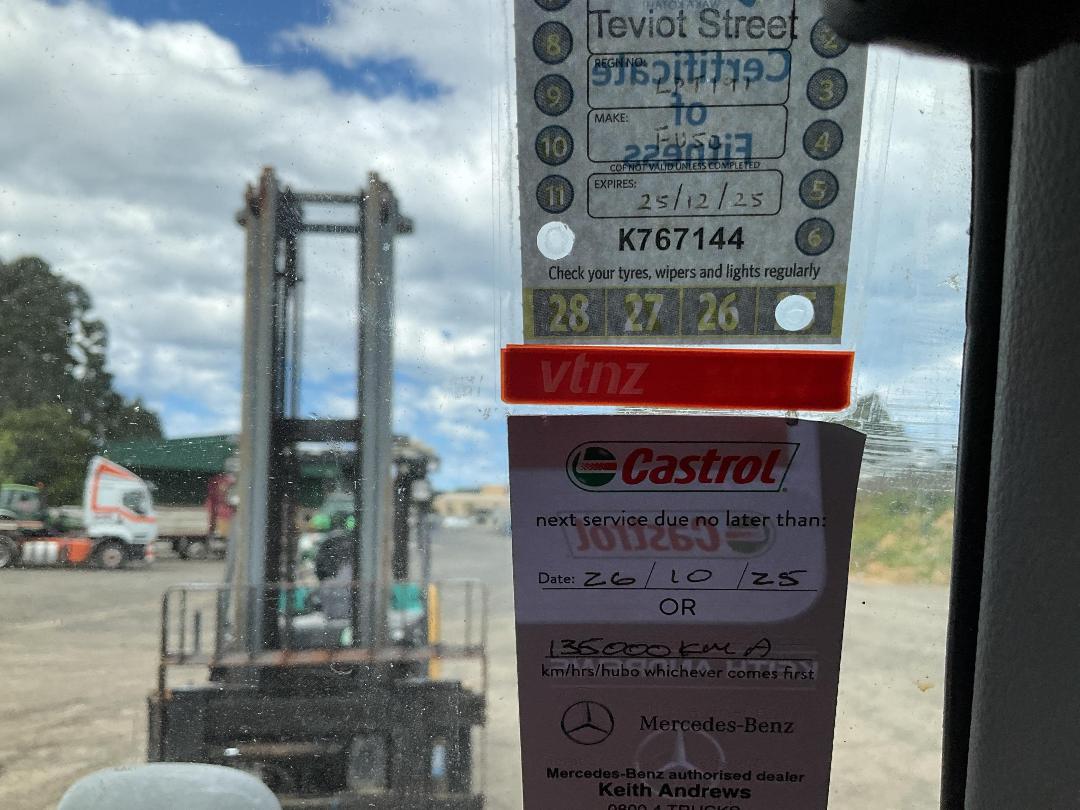 Photo '28' of Fuso Canter 616 CITY  AWD Flat Deck