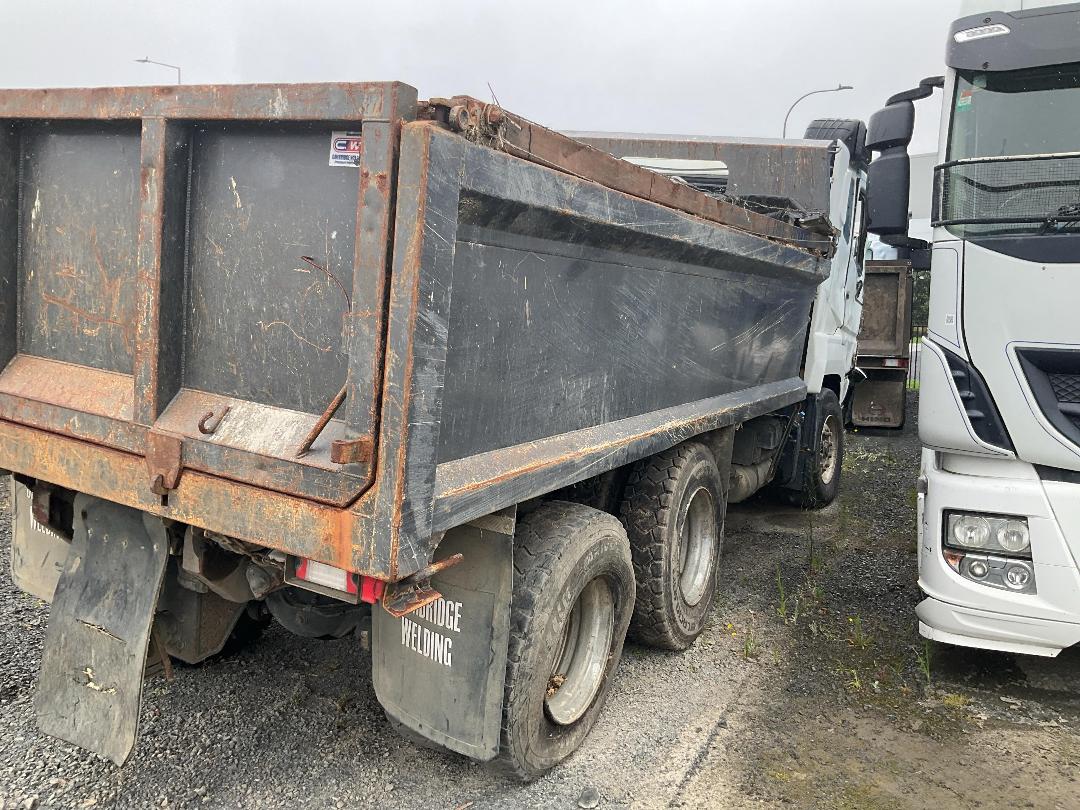 Photo '6' of Fuso FV2541 Tipper