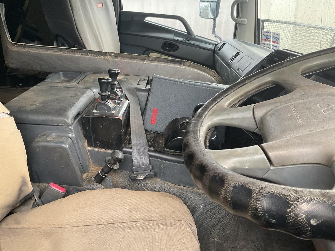 Photo '9' of Fuso FV2541 Tipper