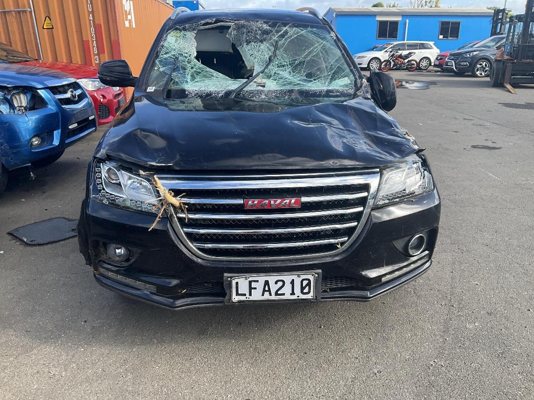 Photo '2' of Haval H2 LUX Photo '2' of Haval H2 LUX