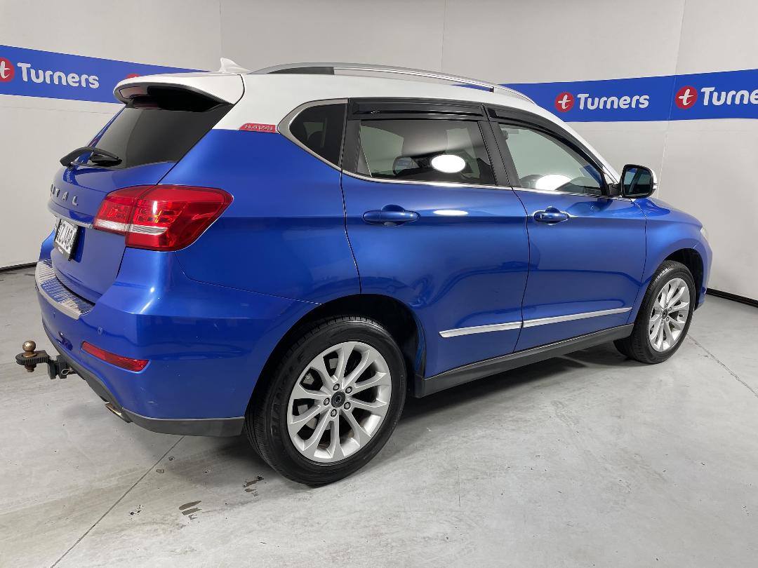 Photo '7' of Haval H2