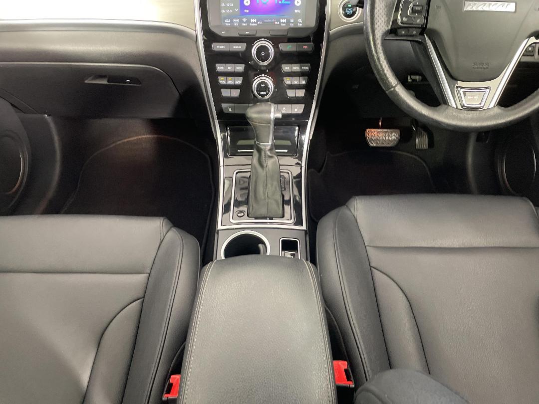 Photo '18' of Haval H2