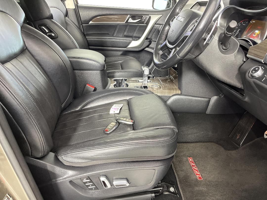 Photo '16' of Haval H9