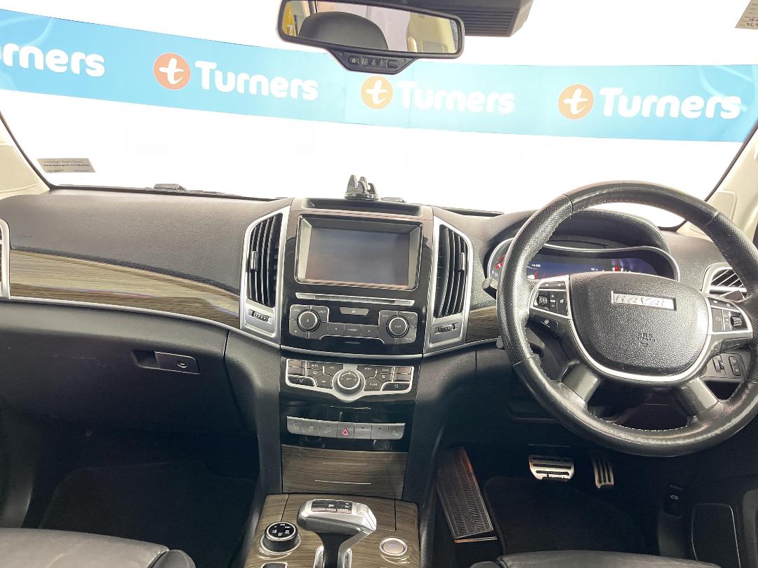 Photo '17' of Haval H9