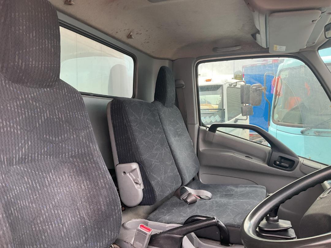 Photo '13' of Hino 300 XZU730R Box Body Photo '13' of Hino 300 XZU730R Box Body