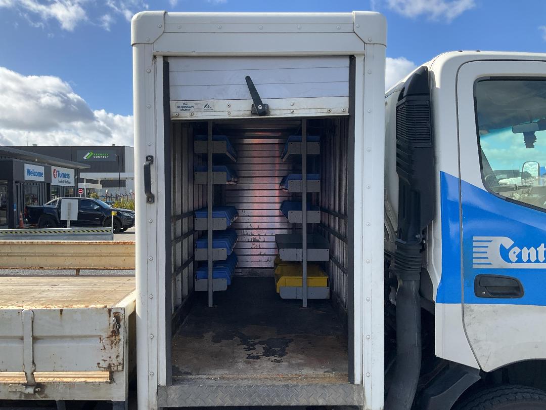 Photo '23' of Hino 300 XJC740R-HKTTJQ3 Flat Deck Crane