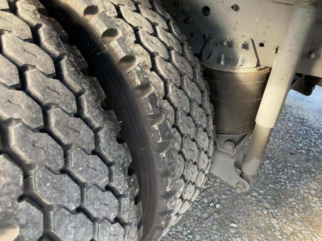 Photo '21' of Hino 700 FY1EULG Curtainsider