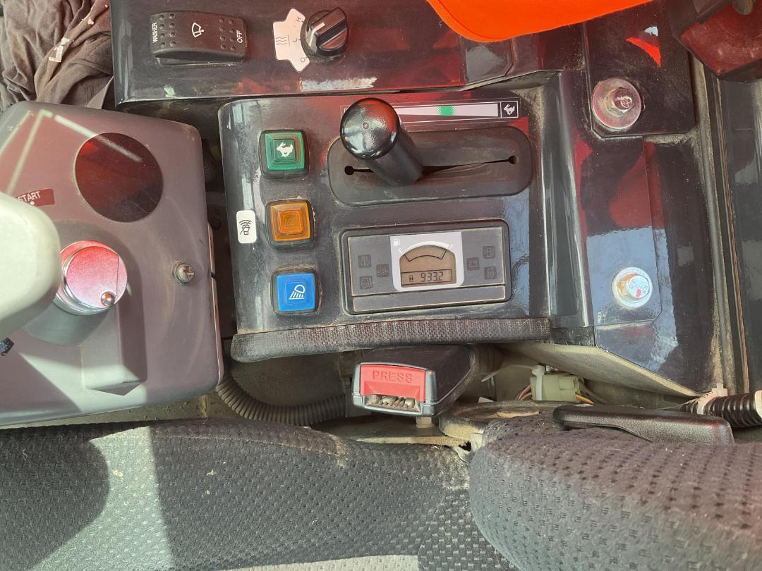 Photo '9' of Hitachi ZAXIS 26U-5A Excavator