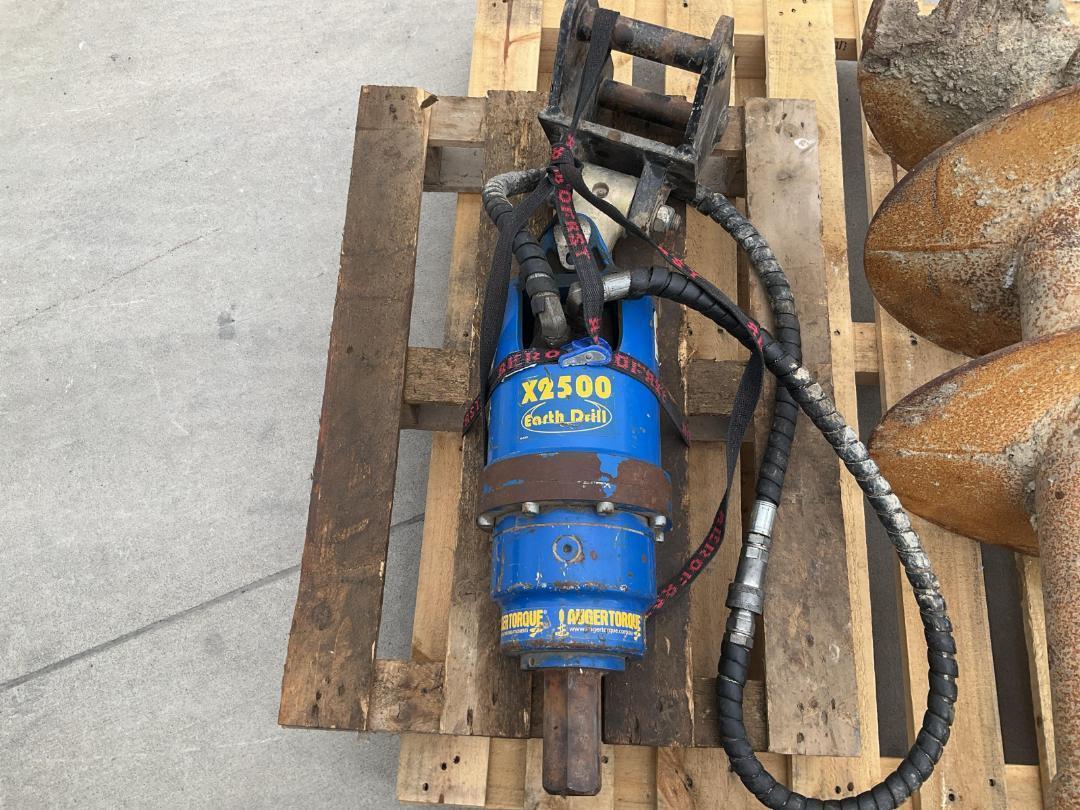 Photo '17' of Hitachi ZAXIS 26U-5A Excavator