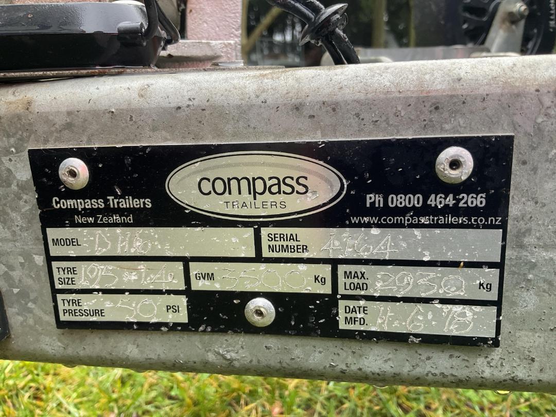 Photo '25' of Hitachi ZAXIS 26U-5A Excavator