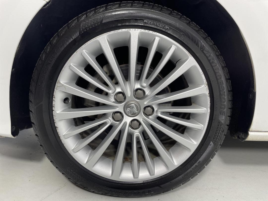 Photo '10' of Holden Astra